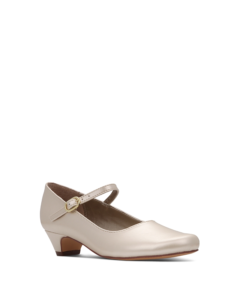 Nina Girls' Seeley Mary Jane Pumps - Little Kid, Big Kid
