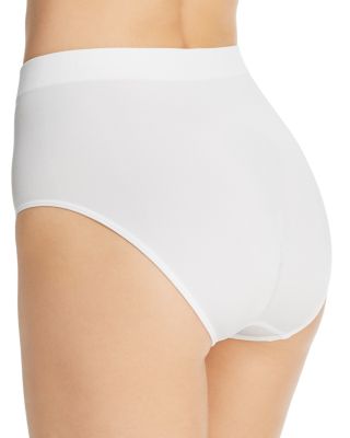 B.Smooth&reg; Seamless Briefs 
