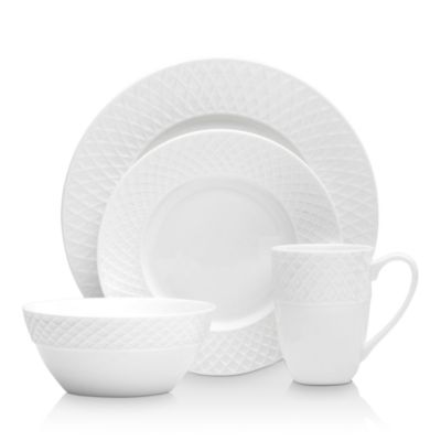 Trellis White 16-Piece Dinnerware Set