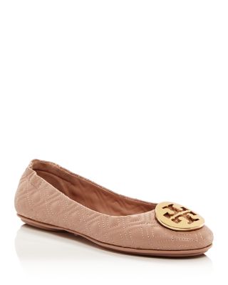 Introducir 45+ imagen tory burch quilted ballet