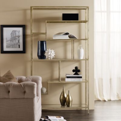 James &Eacute;tag&egrave;re