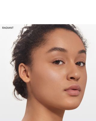 Synchro Skin Invisible Silk Loose Powder