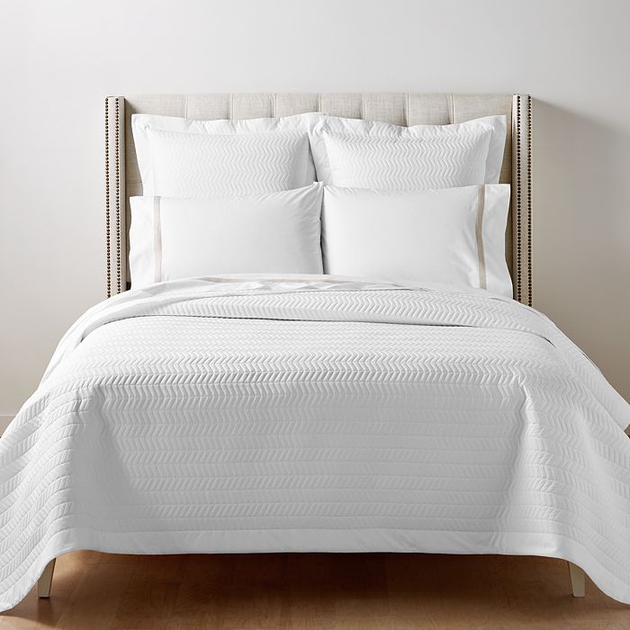 Shop Home Treasures Chester Coverlet, Queen In White