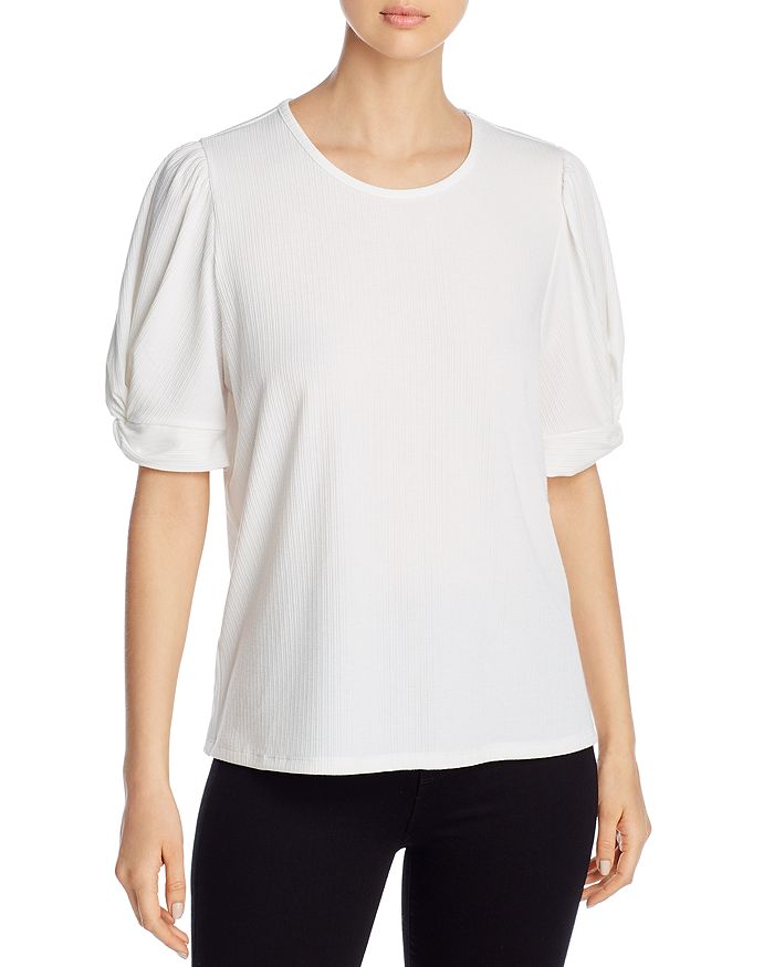 Kim & Cami Ribbed Puffed-sleeve Top In Off White