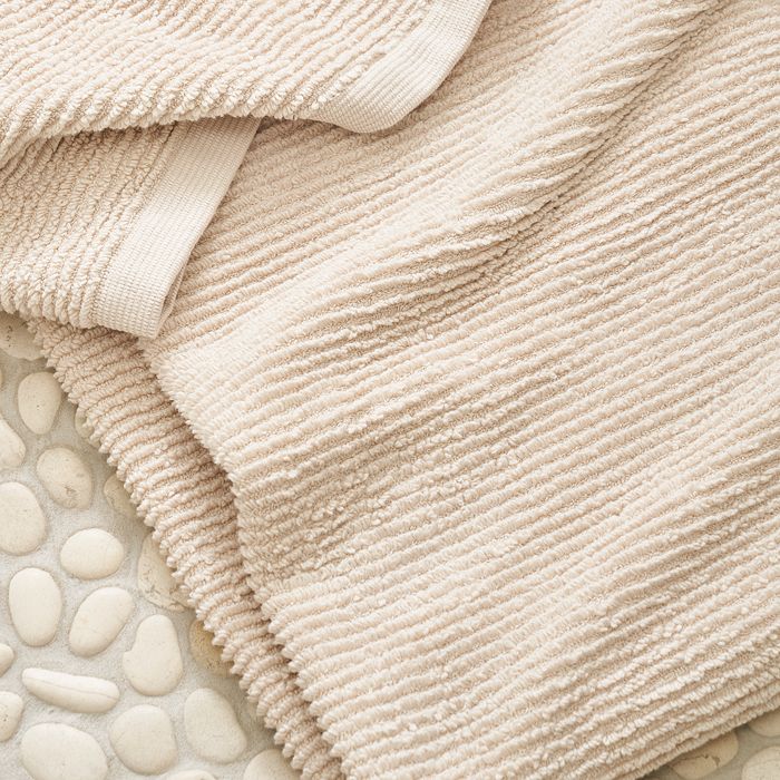 Matouk Aman Bath Towels In Baltic