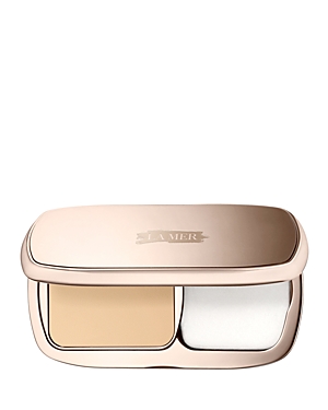 Shop La Mer The Soft Moisture Powder Foundation Spf 30 In Fair (light With Warm Undertones)