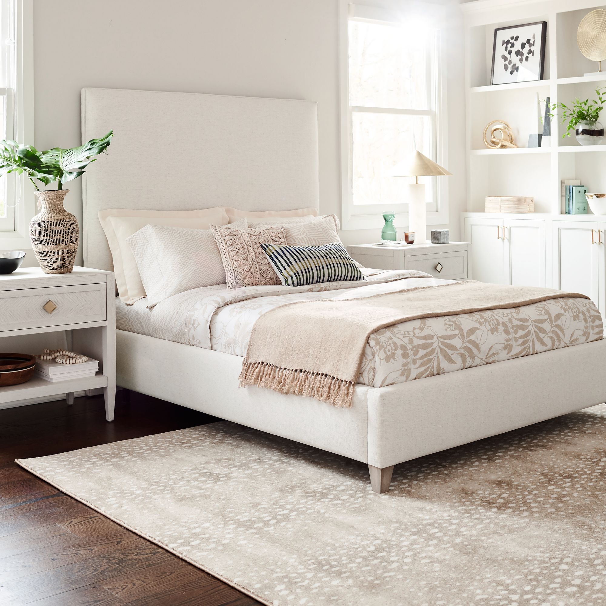 Vanguard Munroe Nightstand — Image 4