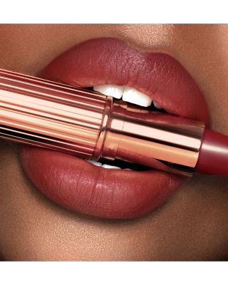 Matte Revolution Luminous Modern-Matte Lipstick