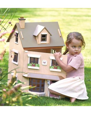 Foxtail Villa Dollhouse - Ages 3+