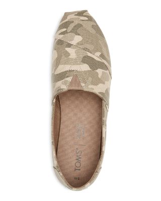 Women's Almond Toe Canvas Classic Flats