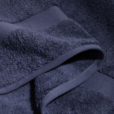 Lotus Fingertip Towel