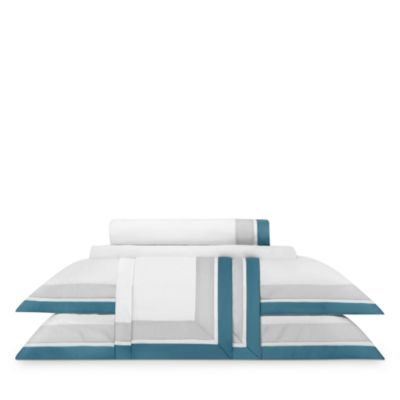 Pallada Duvet Cover, Queen