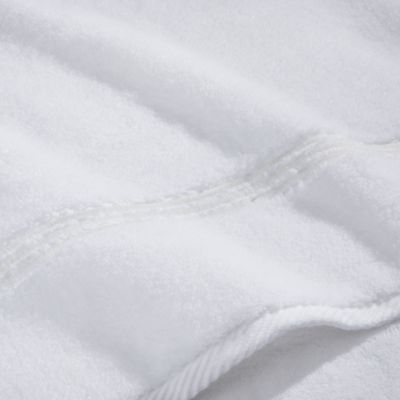 Bel Tempo Milagro Bath Towel - Exclusive