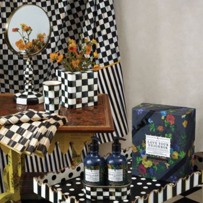 Courtly Check&reg; Guest Paper Napkins, Pack of 15