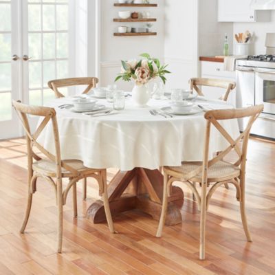 Elrene Home Fashions - Elegance Plaid Jacquard Round Tablecloth, 70" x 70"