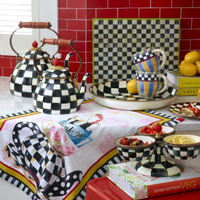 Courtly Check Tea Kettles