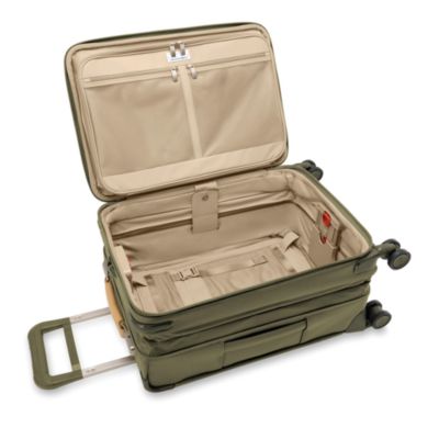 Baseline Essential Carry On Spinner Suitcase