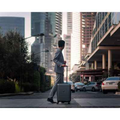 Cruise Luggage Collection