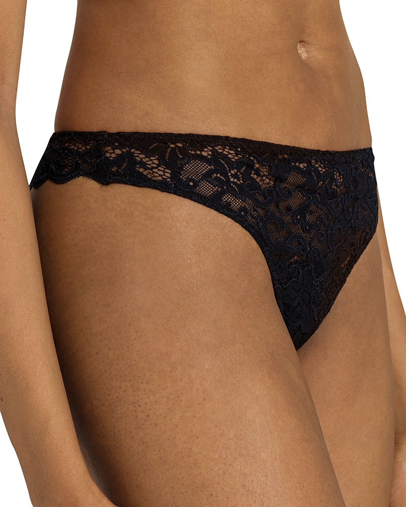 HANRO LUXURY MOMENTS LACE THONG