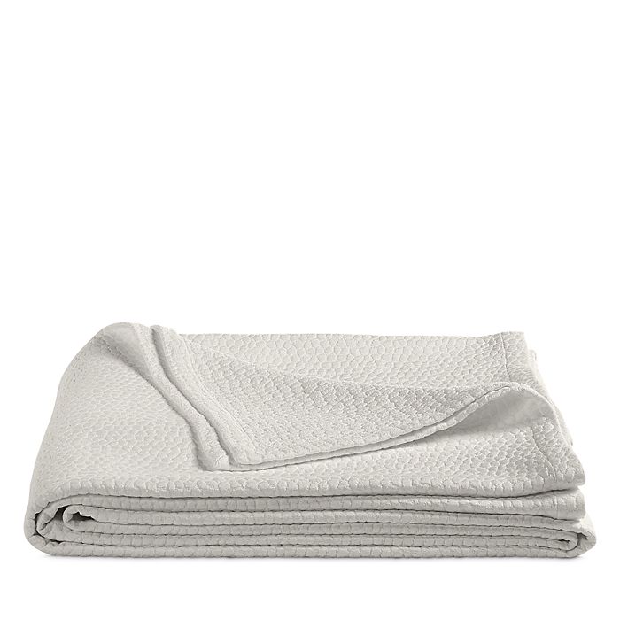 Bloomingdales hudson hotsell park towels