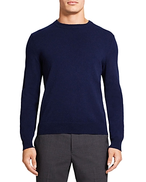 Shop Theory Hilles Crewneck Cashmere Sweater In Light Baltic