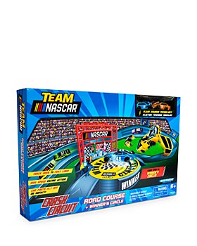 LICENSE 2 PLAY - NASCAR Crash Circuit Road Course with Winner's Circle - Ages 5+