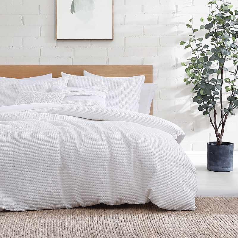 Dkny Modern Waffle Comforter Set, King In White