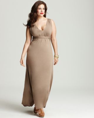 bloomingdales plus size