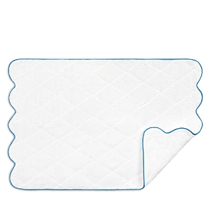 Matouk Cairo Scallop Quilted Mat In Bright Sky