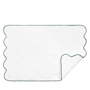 Matouk Cairo Scallop Quilted Mat In Kelly Green