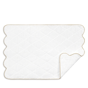 Matouk Cairo Scallop Quilted Mat In Sand