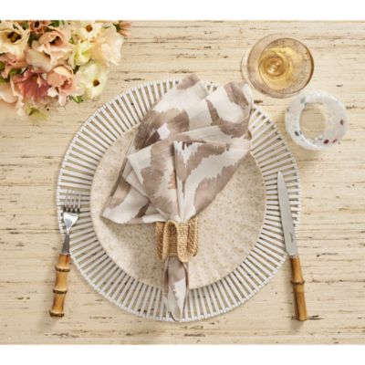 Ruffle Napkin Ring in Natural