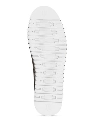 Women's Tulip 139 Slip On Sneakers