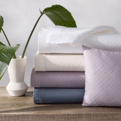 Petra Coverlet, Twin