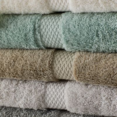 Etoile Bath Towel Collection