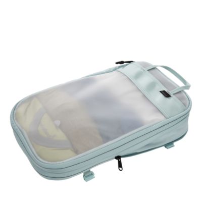 Aion Carry On Spinner Suitcase