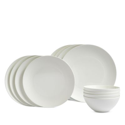 Wedgwood - Gio 12 Piece Dinnerware Set