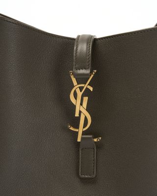  Le 5 A 7 Supple Small Shoulder Hobo Bag