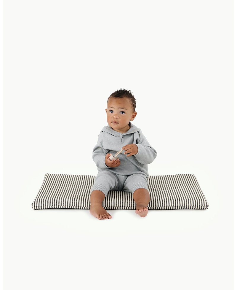 Gathre Padded Changing Mat In Stone Stripe