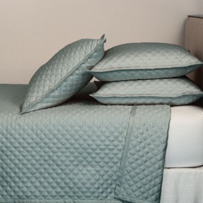 Ann Gish - Double Diamond Coverlet Set, Queen