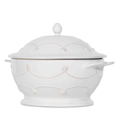 Berry & Thread Whitewash Casserole with Lid