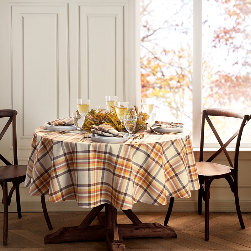 Elrene Home Fashions Russet Harvest Woven Plaid Tablecloth, 60 x 84 Oval