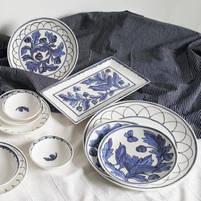 H. Blue Bird 11" Sandwich Cake Tray