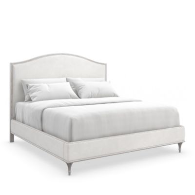 Fontainebleau Platform Bed