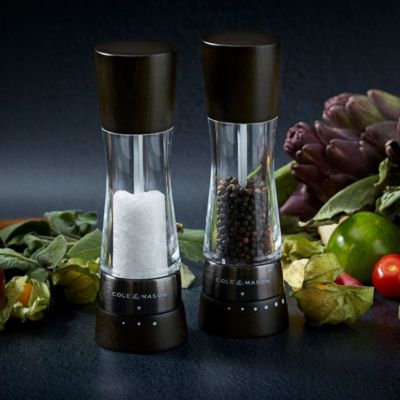 Derwent Salt and Pepper Mills Gift Set