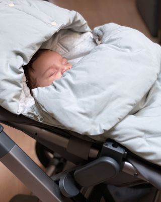 B&eacute;b&eacute;POD Infant Footmuff
