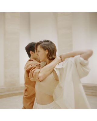 Gentle Fluidity Gold Eau de Parfum 2.4 oz.