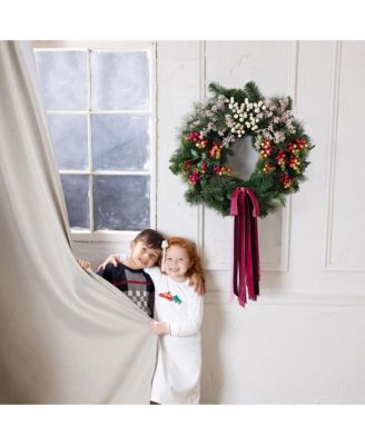 Ruby Holiday Wreath