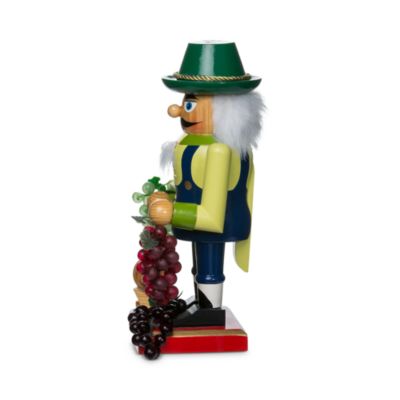 18.25&amp;quot; Wine Maker Nutcracker