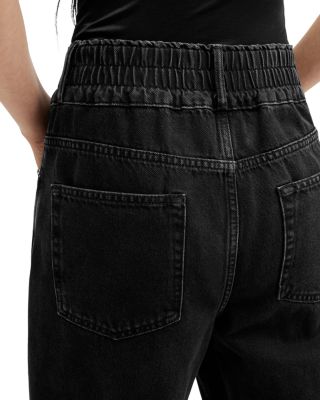 Hailey High Rise Tapered Jeans in Black